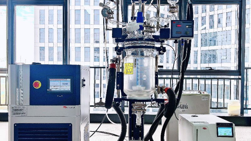 升降玻璃反應(yīng)釜