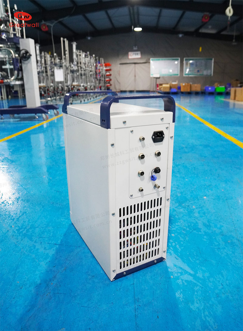 智能生化反應(yīng)裝置后視圖 智能生化反應(yīng)裝置后視圖