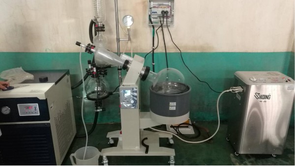 使用旋轉蒸發(fā)儀(器)應該注意什么？