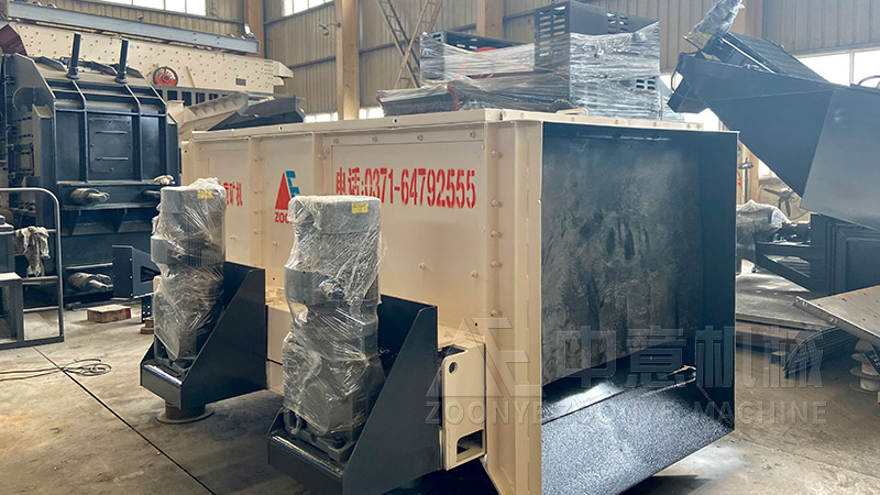 填埋場垃圾篩分生產(chǎn)線滾軸篩工廠實拍圖片 填埋場垃圾篩分生產(chǎn)線滾軸篩工廠實拍圖片