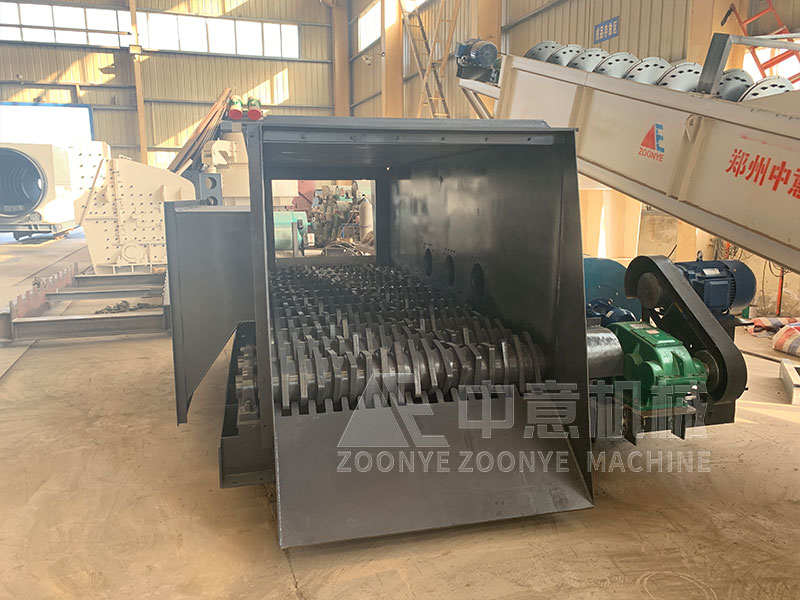 拆遷垃圾破碎篩分生產(chǎn)線滾軸篩實(shí)地工廠圖片 拆遷垃圾破碎篩分生產(chǎn)線滾軸篩實(shí)地工廠圖片